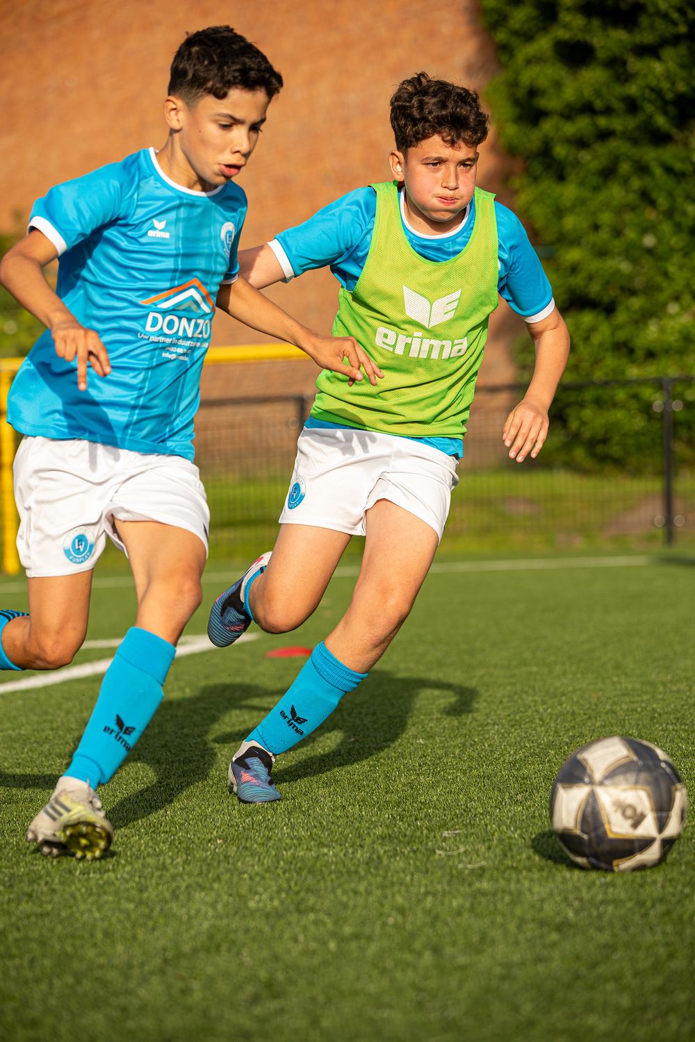 Sprintduel om de bal